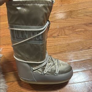 Moon Boot Women's Silver Snow Boots